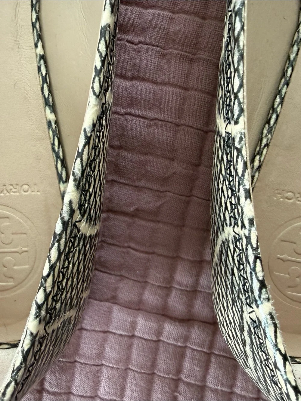Tory Burch tory burch